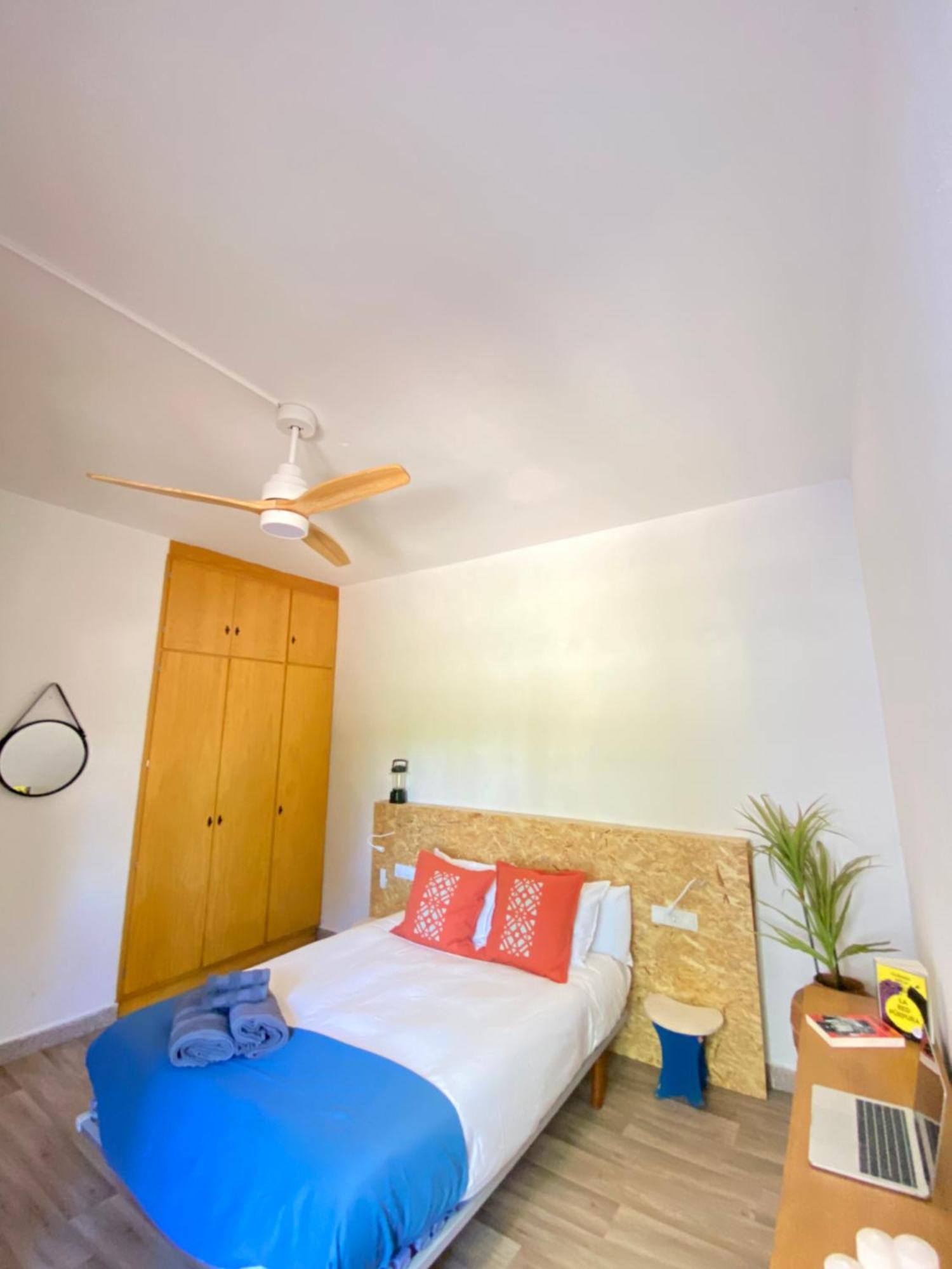 Pink Lemon House Bed & Breakfast Елче Екстериор снимка