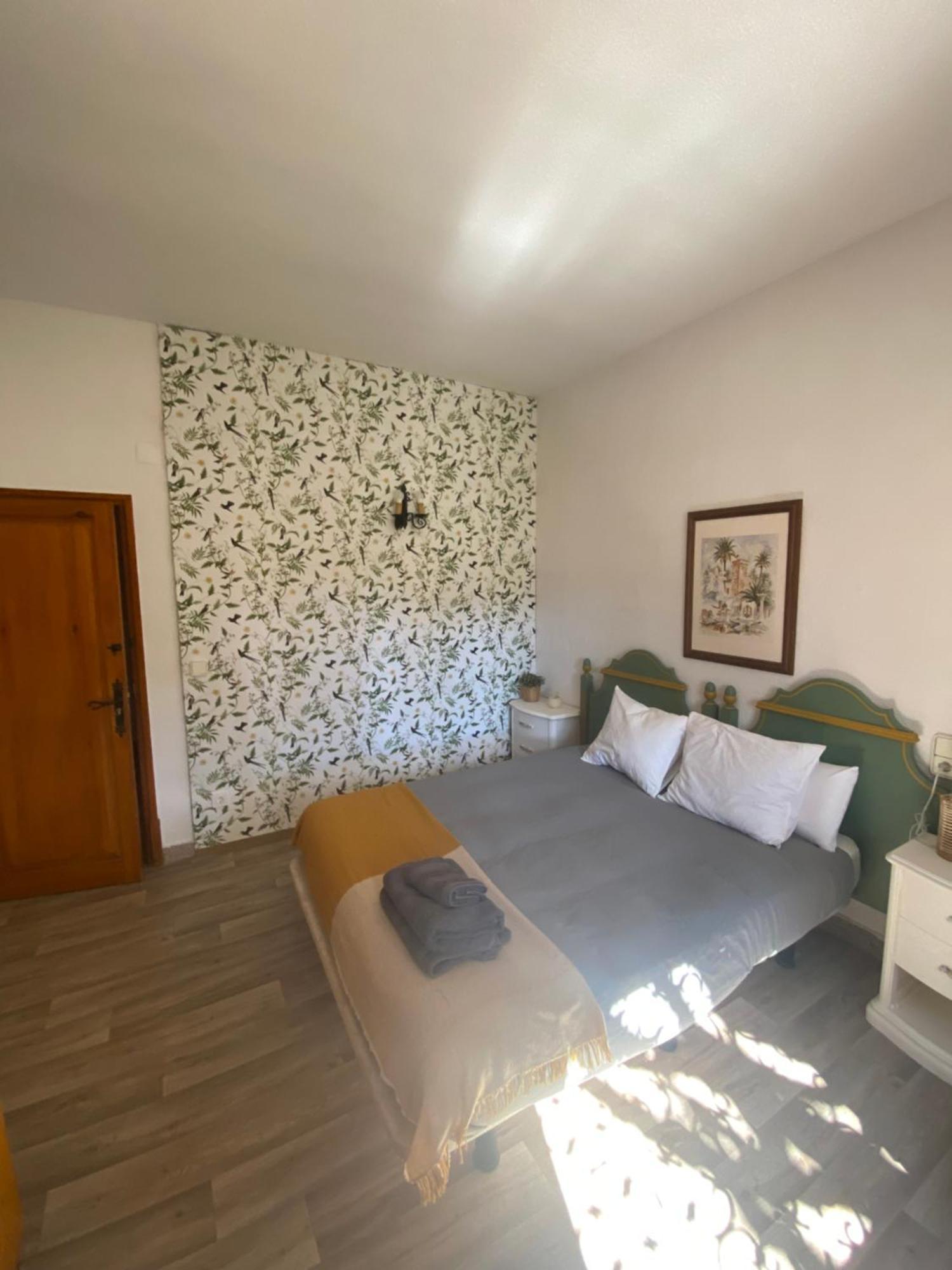 Pink Lemon House Bed & Breakfast Елче Екстериор снимка