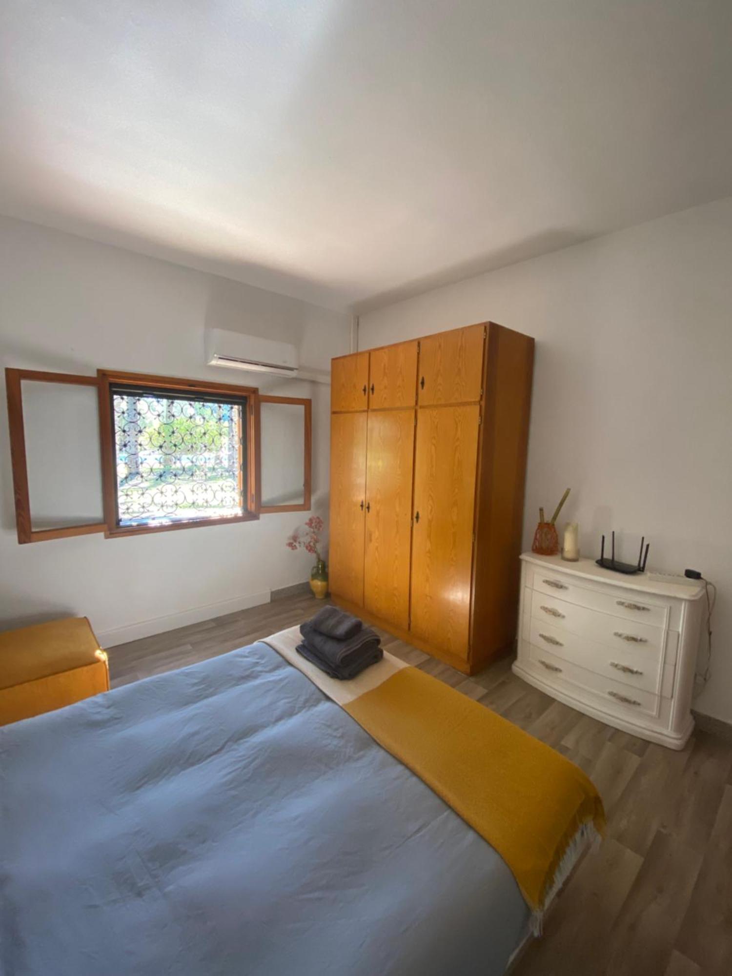 Pink Lemon House Bed & Breakfast Елче Екстериор снимка