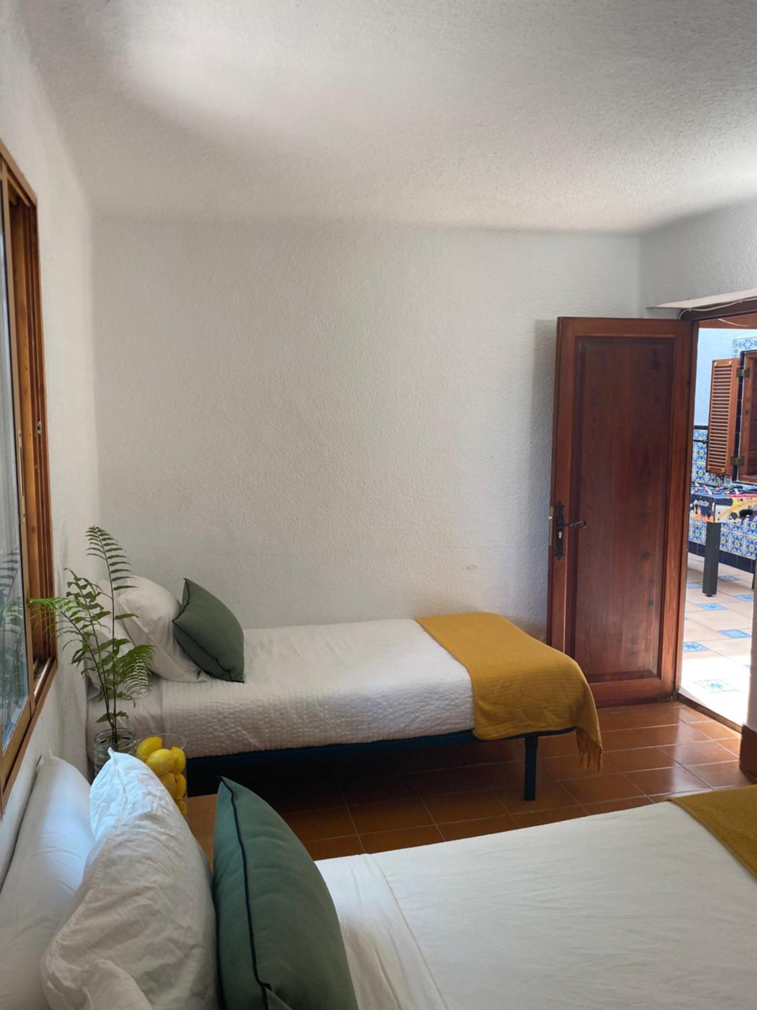 Pink Lemon House Bed & Breakfast Елче Екстериор снимка